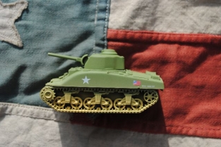 Schuco 24705  M4A3 Sherman